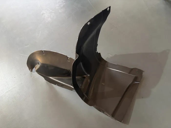 3C8805911B Fender Lining for VW CC B6 (357)