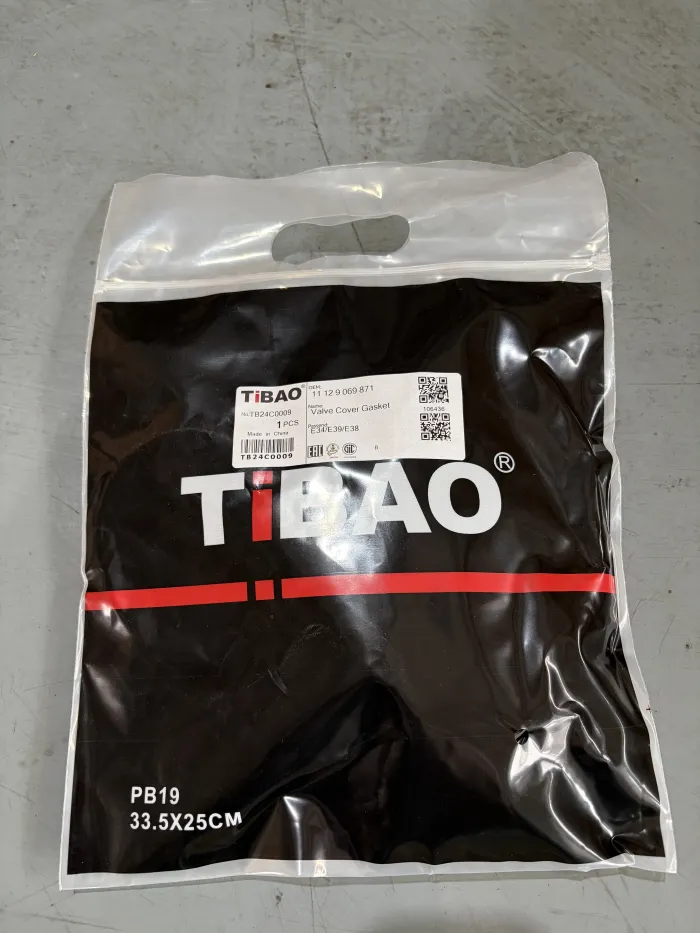 11129069871 Engine Parts Valve Cover Gasket for BMW 5 Touring (E34), 7 (E32), 8 (E31)