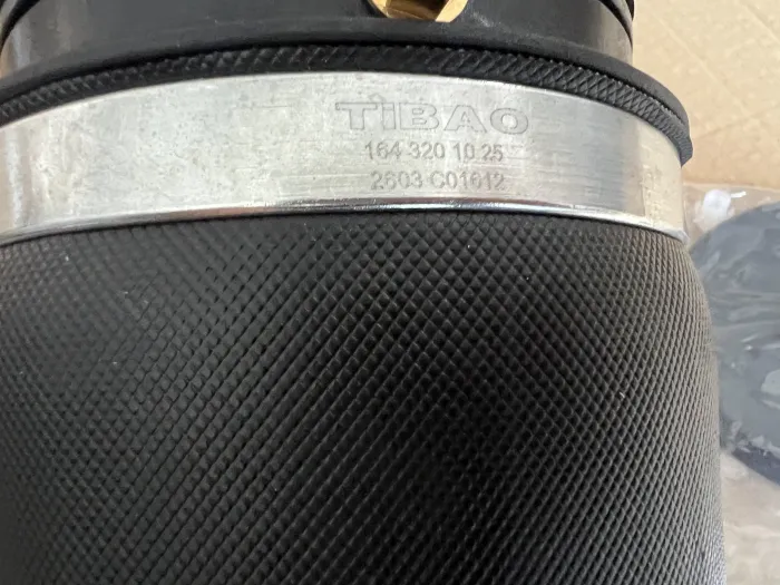 1643201025 Air Suspension Parts Air Spring for MERCEDES-BENZ GLE (W166), GLS (X166), GL-CLASS (X164), M-CLASS (W164)