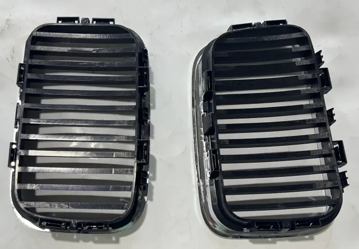 51138195151152 Radiator Grill for 