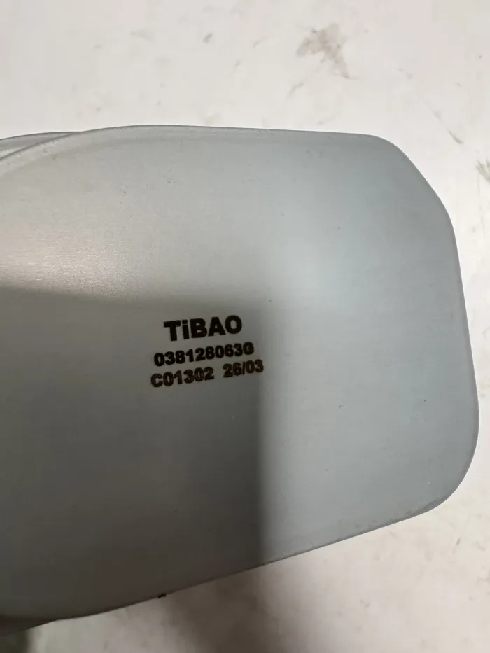 038128063G Engine Parts Throttle Body for AUDI A3, VW BORA, MITSUBISHI GRANDIS (NA_W), GRANDIS (NA_W, BA), GRANDIS I (NA_, SEAT ALHAMBRA (7V8, 7V9), SKODA SUPERB II Estate (3T5)