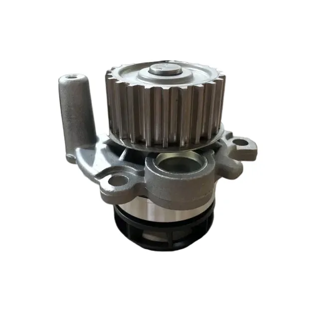 06F121011 Engine Parts Water Pump for