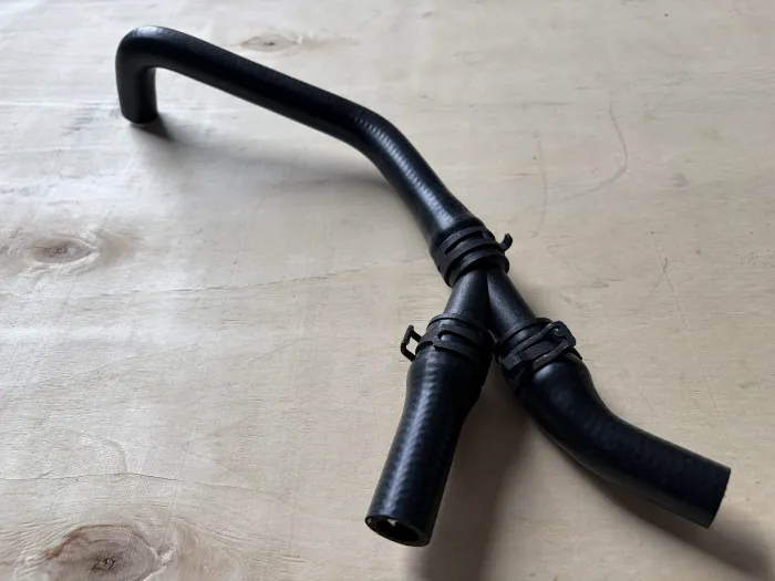 1635013582 Engine Parts Cooling Water Pipe for MERCEDES-BENZ M-CLASS (W163)