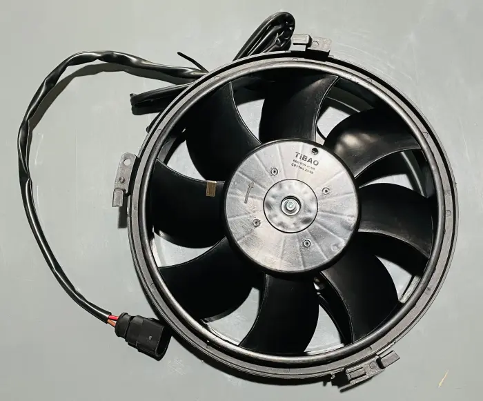 8D0959455R Engine Parts Radiator Fan for AUDI A6, VW PASSAT