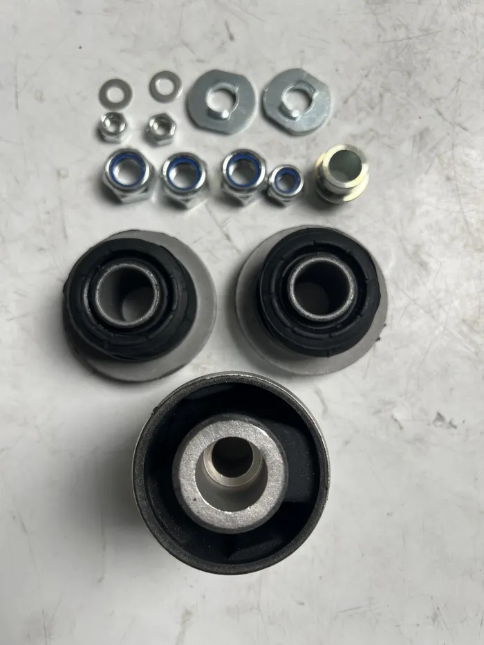 2023300075 Suspension Parts Control Arm Bushing Kit for MERCEDES-BENZ C-CLASS (W202)