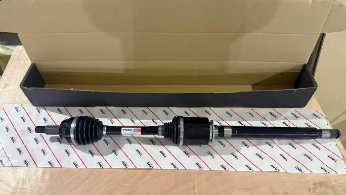 LR064251 Driveshaft for LAND ROVER DISCOVERY V (L462), RANGE ROVER SPORT II (L494), RANGE ROVER IV (L405), DISCOVERY V VAN (L462)