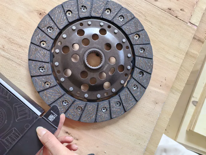 0152504803 Transmission Parts Clutch Disc for MERCEDES-BENZ E-CLASS (W124), C-CLASS (W202), 124 Break (S124)