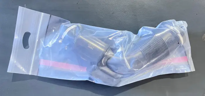 95811022302 Engine Parts Air Grid Hose for 