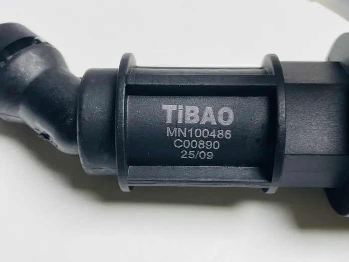 MN100486 Transmission Parts Clutch Master Cylinder for CITROËN C4 AIRCROSS, C4 AIRCROSS Wagon, MITSUBISHI OUTLANDER III Van (GF_W, GG_W), PEUGEOT 4008, 4008 Wagon