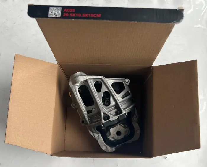 4M0199371M Engine Parts Engine Mount for AUDI Q5 (FYB, FYG)