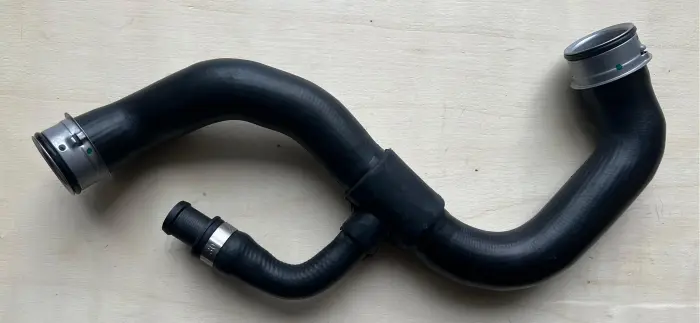 2045010482 Engine Parts Cooling Water Pipe for MERCEDES-BENZ E-CLASS (W212), C-CLASS (W204)