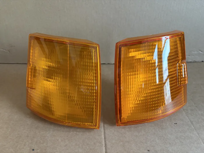 701953050 Corner Light for VW EUROVAN T4 Van (70A, 70H, 7DA, 7DH), TRANSPORTER Mk IV Platform/Chassis (70E, CARAVELLE T4 Bus (70B, 70C, 7DB, 7DK, 70J, 70K, 7DC, 7DJ)