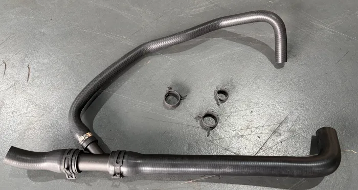 94810605124 Engine Parts Cooling Water Pipe for