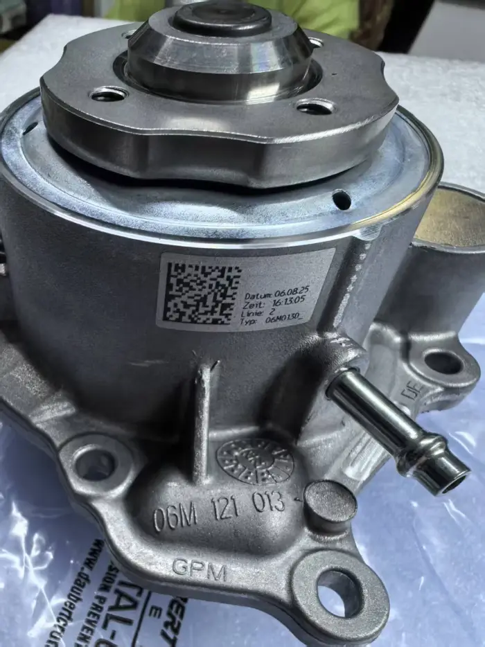 06M121013D Water Pump for AUDI A5, PORSCHE CAYENNE, VW TOUAREG, BENTLEY BENTAYGA (4V1)