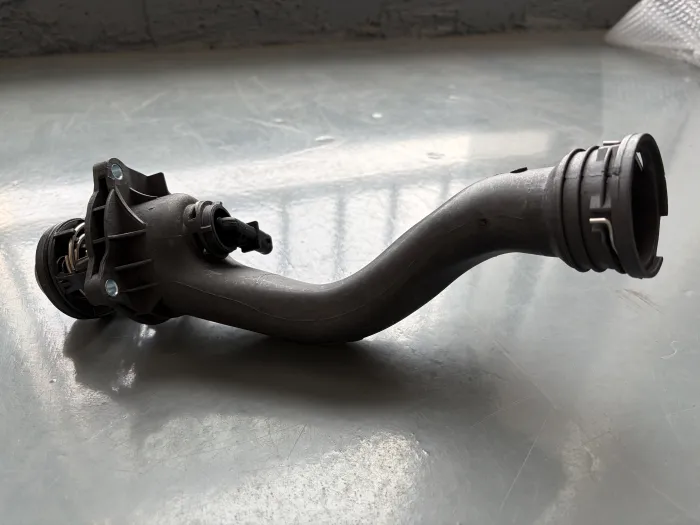 2782000815 Engine Parts Thermostat for MERCEDES-BENZ SL (R231), GLS (X166), S-CLASS Coupe (C216), GLE Coupe (C292), G-CLASS (W463), GL-CLASS (X166), CLS (C218), E-CLASS (W212), M-CLASS (W166)