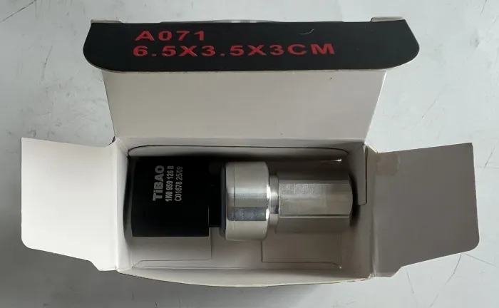 1K0959126B A/C Pressure Switch for AUDI A3, VW CC, SEAT LEON (1P1), SKODA RAPID (NH3, NK3, NK6)