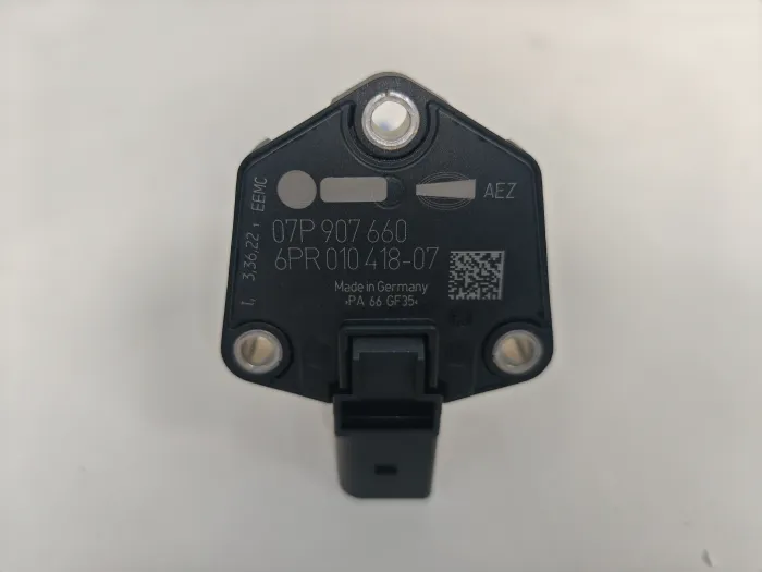  Oil Level Sensor for VW PASSAT B8 Estate (3G5,CB5), AUDI Q5 (8RB), SKODA OCTAVIA IV (NX3, NN3, PV3), CUPRA