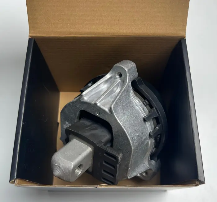 22116860471 Engine Parts Engine Mount for BMW 2 Coupe (G42, G87), 4 Coupe (G22, G82), X7 (G07), X6 (G06, F96), X5 (G05, F95), 3 (G20, G80, G28), 8 Convertible (G14, F91), 5 (G30, F90), 6 Gran Turismo (G32), X4 (G02, F98), X3 Van (G01), 7 (G11, G12)
