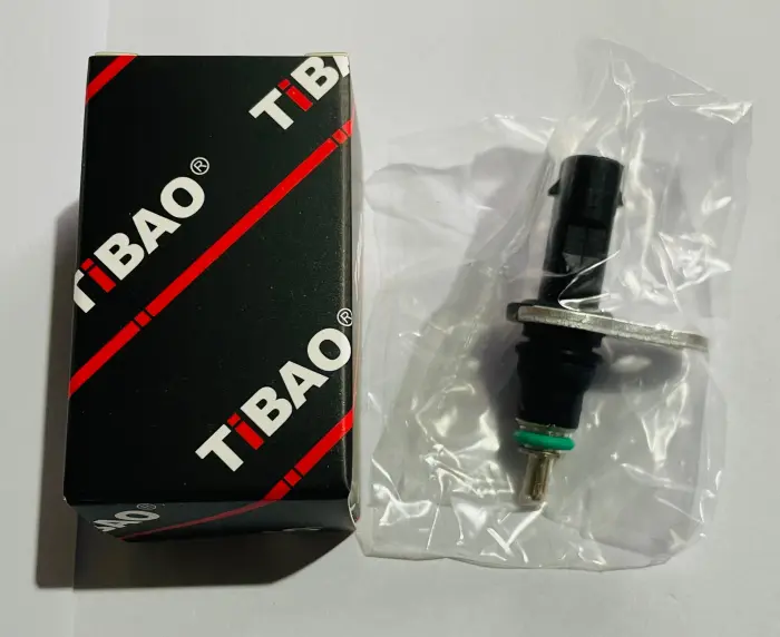 079919523B Temperature Sensor for AUDI A6, VW GOLF, BENTLEY BENTAYGA (4V1), SEAT LEON Hatchback Van (5F1), SKODA SUPERB III (3V3)