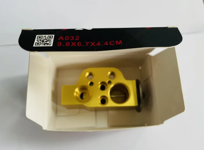 7L0820679 Expansion Valve for PORSCHE Cayenne, VW TOUAREG