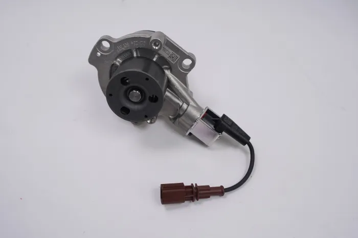 04L121011E Engine Parts Water Pump for AUDI Q2, VW TIGUAN, MAN TGE Van, SEAT LEON Hatchback Van (5F1), SKODA KAROQ (NU7, ND7)