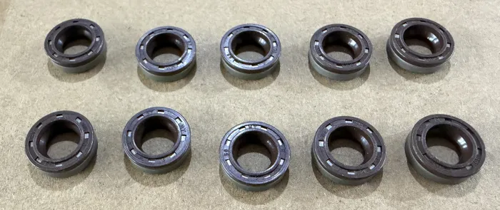 020311108A Transmission Parts Clutch Rod Seal for AUDI A3, VW BORA, SEAT LEON (1M1), SKODA OCTAVIA I (1U2)