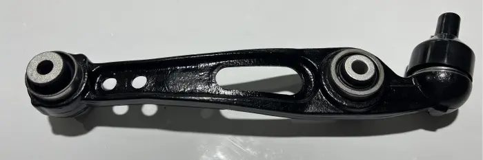 LR113305 Suspension Parts Control Arm for LAND ROVER DISCOVERY V (L462), RANGE ROVER SPORT II (L494), RANGE ROVER IV (L405)