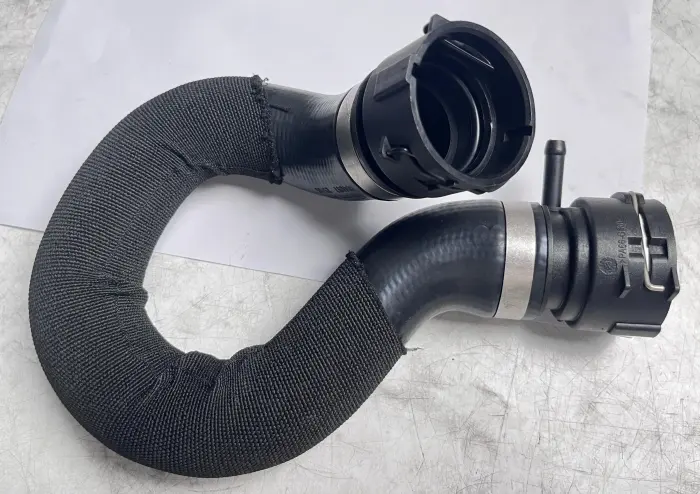 4F0121101F Engine Parts Cooling Water Pipe for AUDI A6 / S6 C6 (4F2)