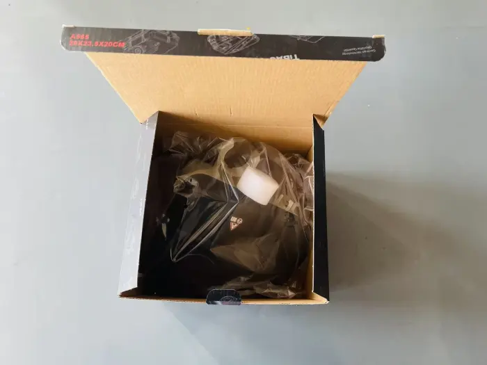 2035000049 Engine Parts Expansion Tank for MERCEDES-BENZ CLC-CLASS (CL203), CLK (C209), C-CLASS (W203)