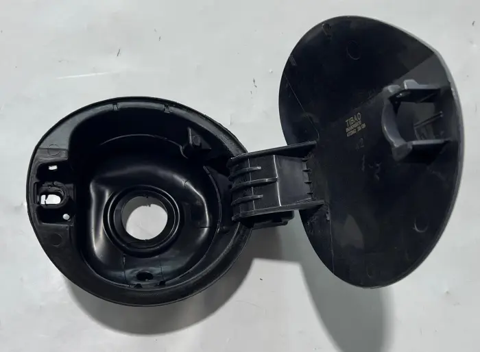 5K6809857C Fuel Tank Cap for 