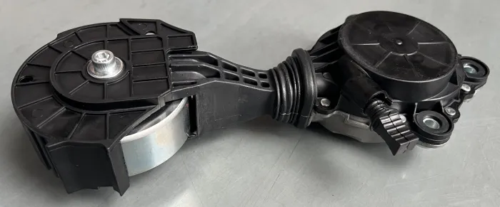 11287598832 Engine Parts Belt Tensioner for BMW 1 Series, CITROËN DS5, DS DS 3 (SA_), DS3 (SA_), MINI MINI CLUBVAN (R55), OPEL GRANDLAND / GRANDLAND X (A18, P1UO), PEUGEOT 308 I (4A_, 4C_), VAUXHALL ASTRA Mk VIII (L)
