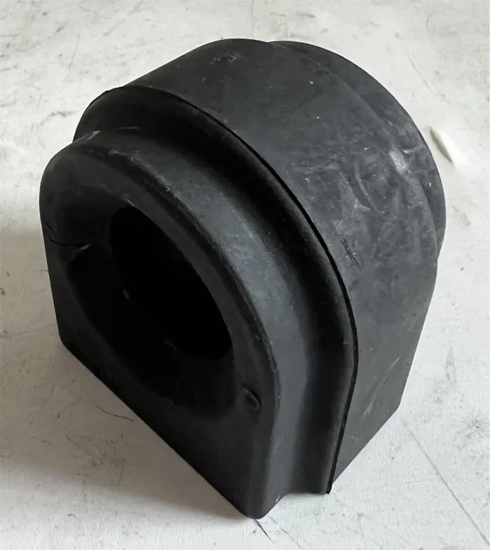 31356788710 Suspension Parts Stabilizer Bushing for
