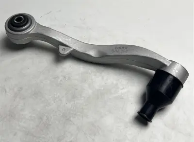 31126760182 Suspension Parts Control Arm / Wishbone for BMW X5, MERCEDES-BENZ ANTOS