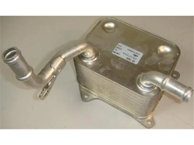 079117015A Engine Parts Oil Cooler for AUDI A4, VW TOUAREG