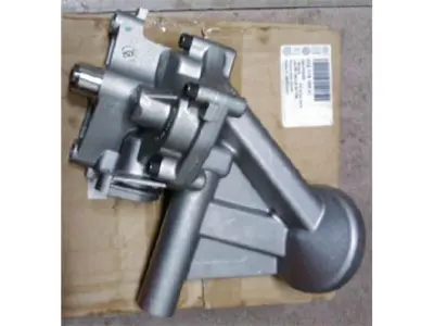 022115105D Engine Parts Oil Pump for 