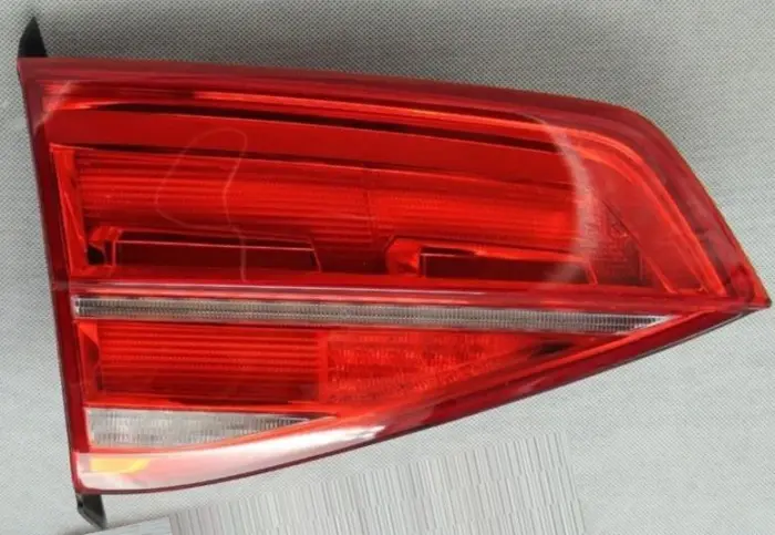 16D945307 Taillight for 