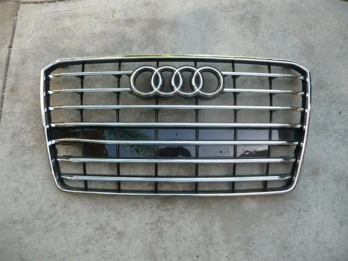 4H0853651AA Radiator Grill for 