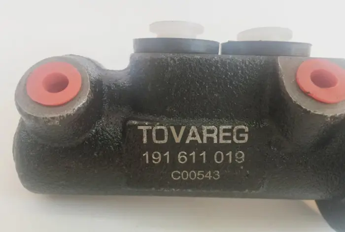191611019 Brake Master Cylinder for VW GOLF