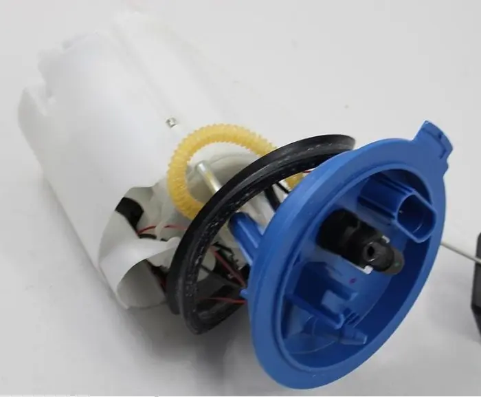 5Q0919051M Engine Parts Fuel Pump for AUDI Q2, VW GOLF, SEAT ATECA (KH7, KHP), SKODA OCTAVIA III Combi (5E5, 5E6)