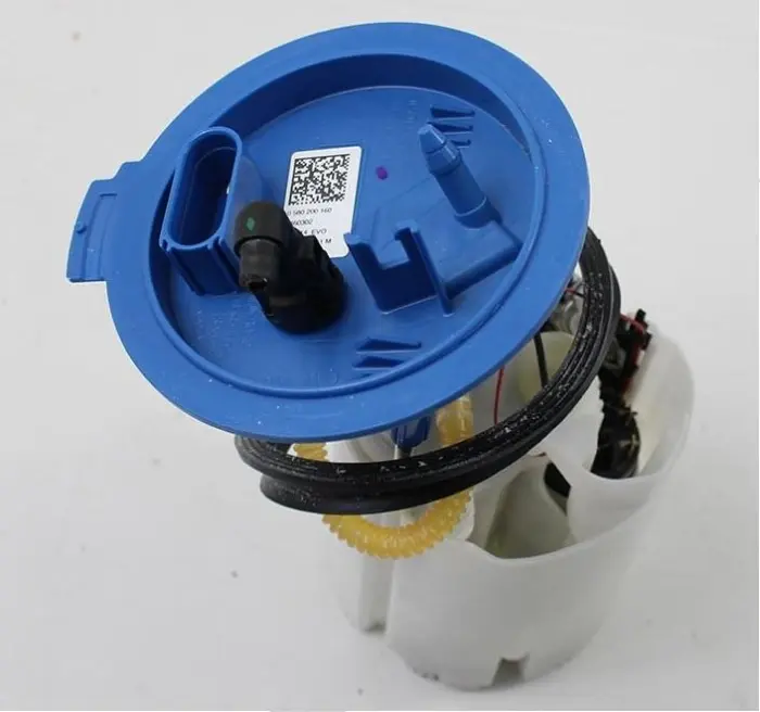 5Q0919051M Engine Parts Fuel Pump for AUDI Q2, VW GOLF, SEAT ATECA (KH7, KHP), SKODA OCTAVIA III Combi (5E5, 5E6)