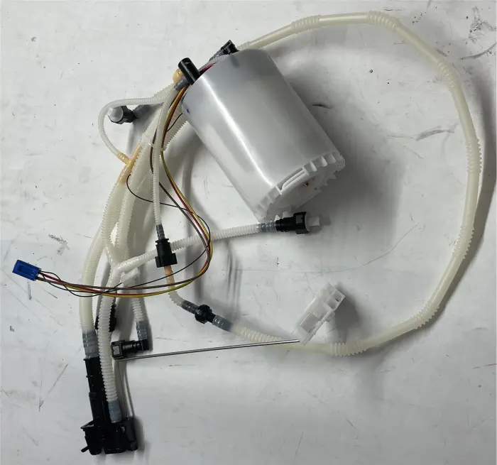 97062013200 Engine Parts Fuel Pump for PORSCHE PANAMERA (970)