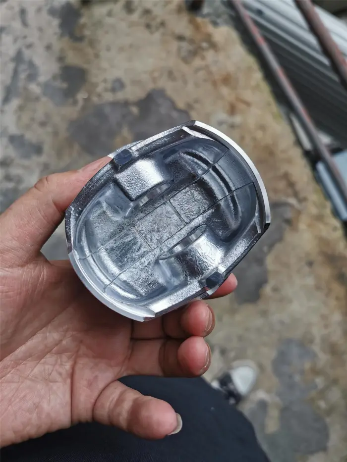 06A107081G Engine Parts Piston for 