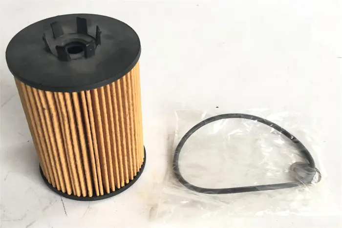 11427506677 Engine Parts BMW Oil Filter for BMW 7 (E65, E66, E67), 5 (E60), 6 (E63), X5 (E53)