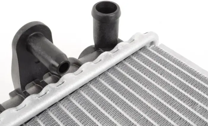 5Q0121253H Engine Parts Radiator for AUDI TT, VW PASSAT, SEAT LEON ST Estate Van (5F8), SKODA SUPERB III (3V3)