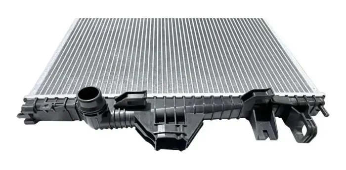 95810613220 Engine Parts Radiator for PORSCHE Cayenne, VW TOUAREG