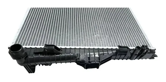 95810613220 Engine Parts Radiator for PORSCHE Cayenne, VW TOUAREG