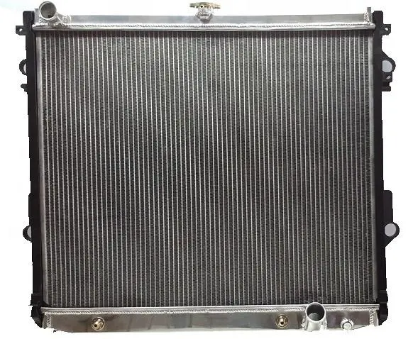 1640031600 Engine Parts Radiator for 