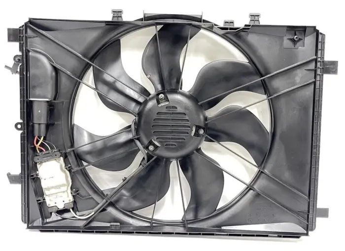 2045000193 Engine Parts Radiator Fan for