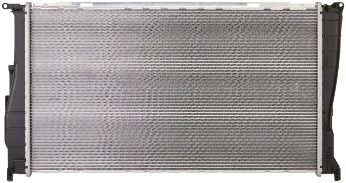 17117547059 Engine Parts Radiator for BMW Z4 Roadster (E89), X1 (E84), 3 Coupe (E92), 1 Coupe (E82)