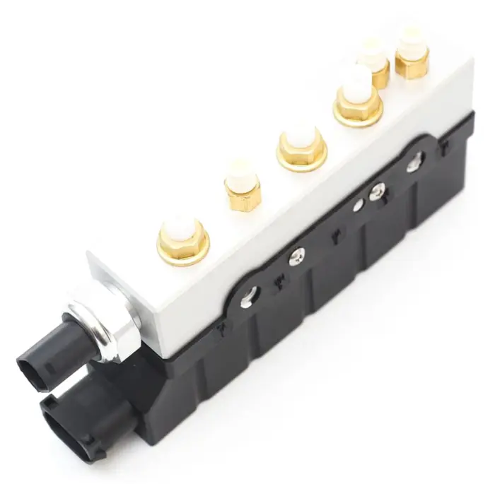 C2C35166 Air Suspension Parts Air Spring Solenoid Valve Block for JAGUAR XJ (X351)